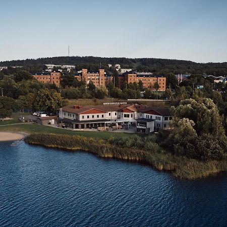 Hasse Pa Sjoekanten Hotell & Restaurang Jönköping Eksteriør bilde