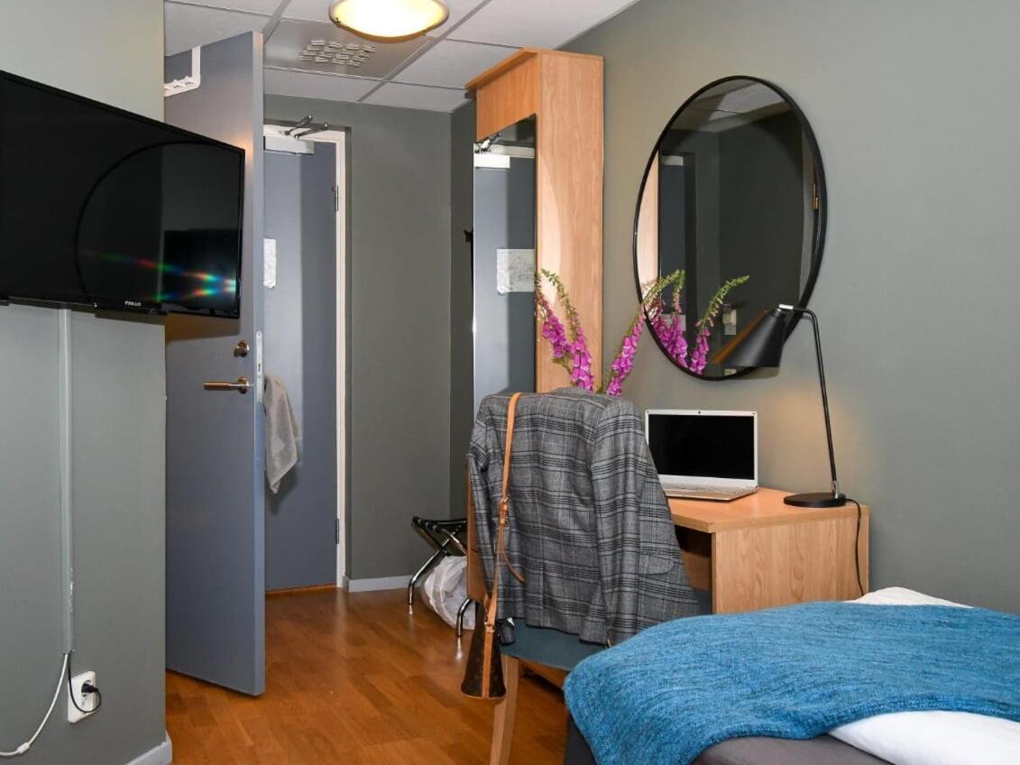 Hasse Pa Sjoekanten Hotell & Restaurang Jönköping Eksteriør bilde