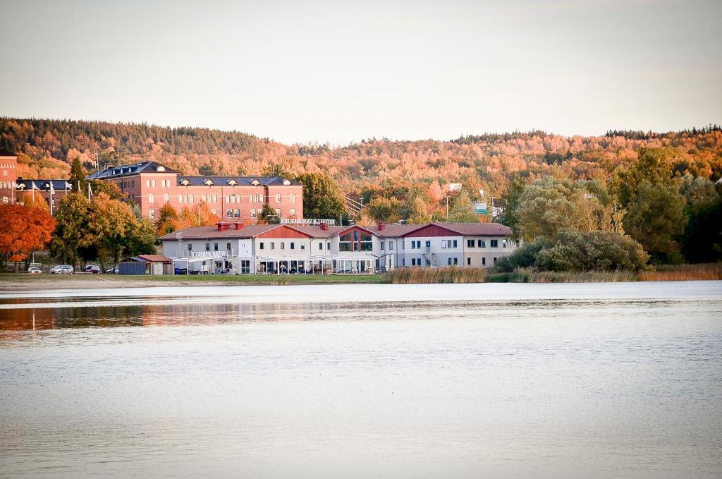 Hasse Pa Sjoekanten Hotell & Restaurang Jönköping Eksteriør bilde